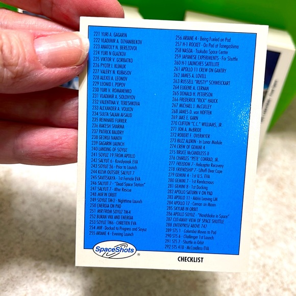 BNWOT SPACE SHOTS SERIES 3 110 CARD INTERNATIONAL EDITION BOXED SET - Picture 5 of 5